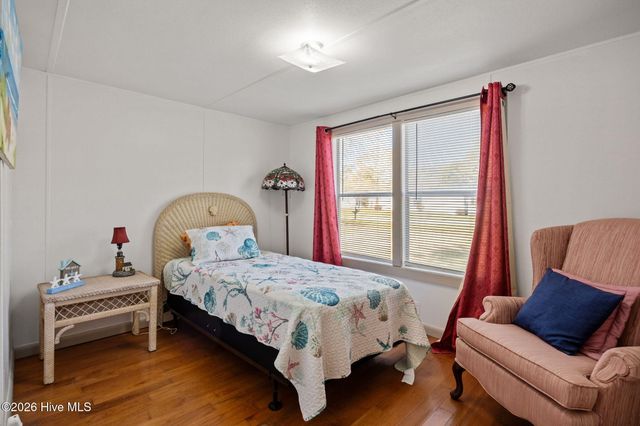 1650 Seagull Way SW, Ocean Isle Beach, NC 28469