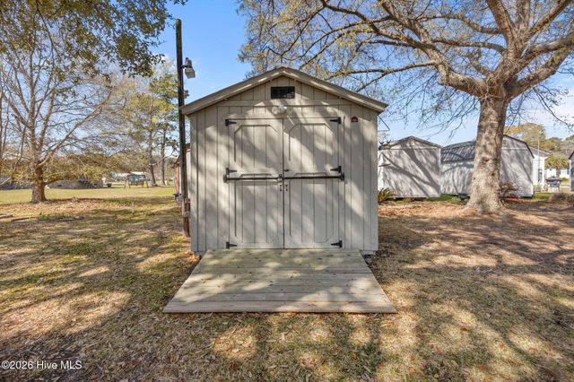 1650 Seagull Way SW, Ocean Isle Beach, NC 28469