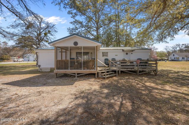 1650 Seagull Way SW, Ocean Isle Beach, NC 28469