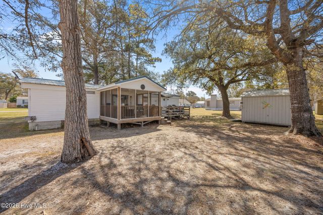 1650 Seagull Way SW, Ocean Isle Beach, NC 28469