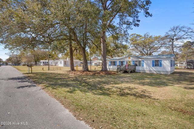 1650 Seagull Way SW, Ocean Isle Beach, NC 28469