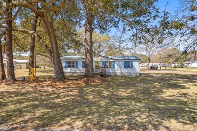 1650 Seagull Way SW, Ocean Isle Beach, NC 28469