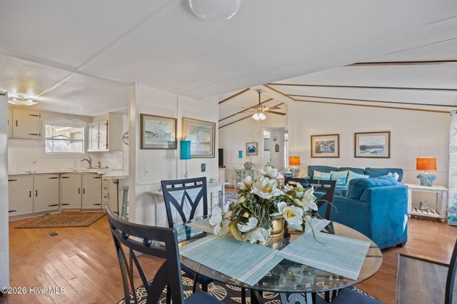 1650 Seagull Way SW, Ocean Isle Beach, NC 28469