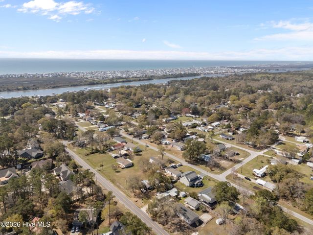 1650 Seagull Way SW, Ocean Isle Beach, NC 28469