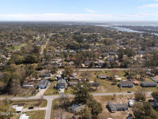 1650 Seagull Way SW, Ocean Isle Beach, NC 28469