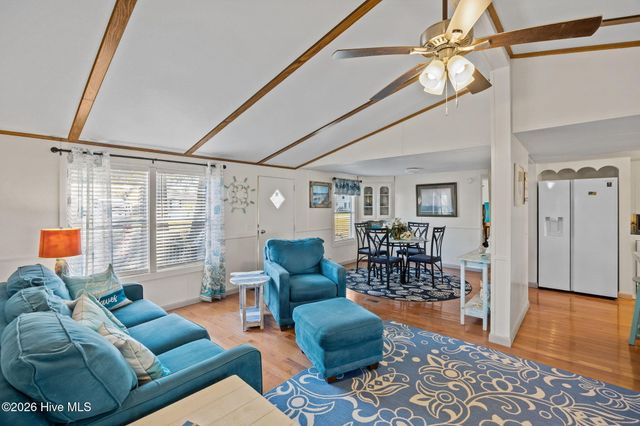 1650 Seagull Way SW, Ocean Isle Beach, NC 28469