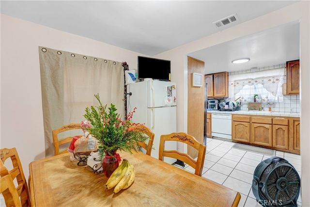 2200 W Hardy, Inglewood, CA 90305