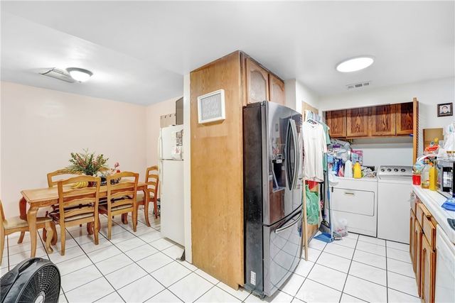 2200 W Hardy, Inglewood, CA 90305