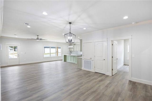 107 Harbor Circle, Russellville, AR 72802