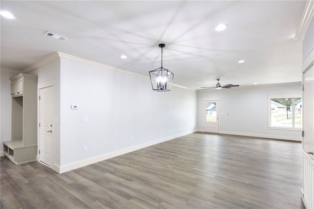 107 Harbor Circle, Russellville, AR 72802