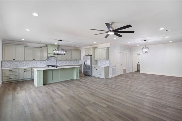 107 Harbor Circle, Russellville, AR 72802