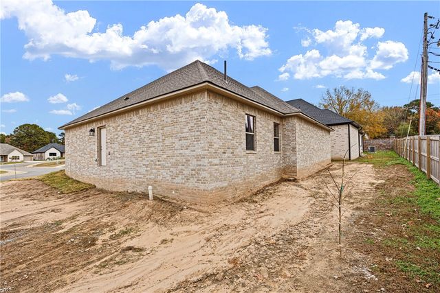 107 Harbor Circle, Russellville, AR 72802