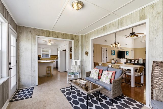 2259 Oyster Cove, Garden City Beach, SC 29576