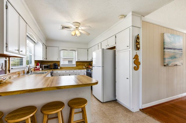 2259 Oyster Cove, Garden City Beach, SC 29576