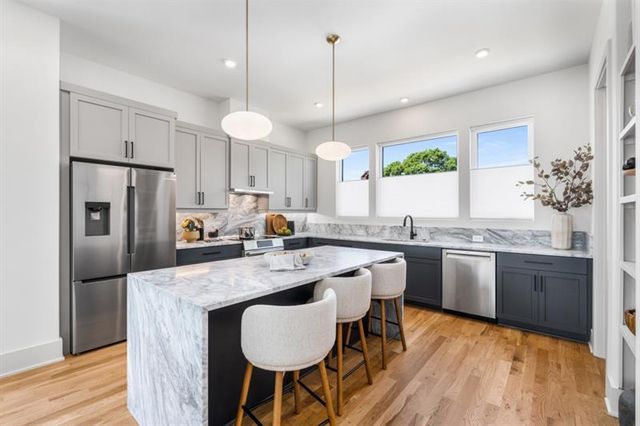 404 Linden Avenue NE 20, Atlanta, GA 30308