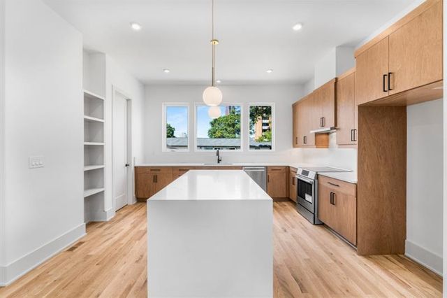 404 Linden Avenue NE 20, Atlanta, GA 30308
