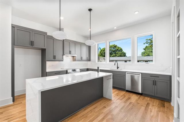 404 Linden Avenue NE 20, Atlanta, GA 30308