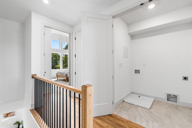 404 Linden Avenue NE 20, Atlanta, GA 30308
