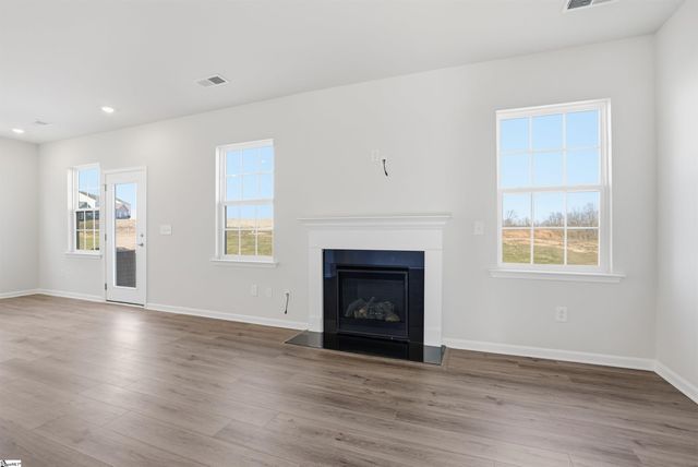 419 Lee's Corner Lane, Woodruff, SC 29388