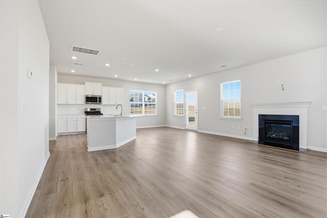 419 Lee's Corner Lane, Woodruff, SC 29388