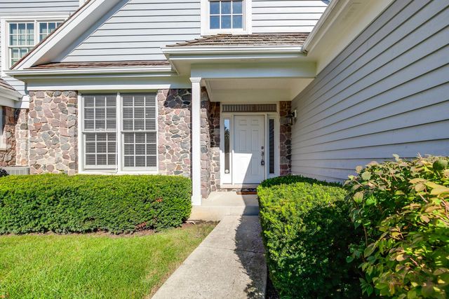 500 Andover Court 500, Lake Forest, IL 60045