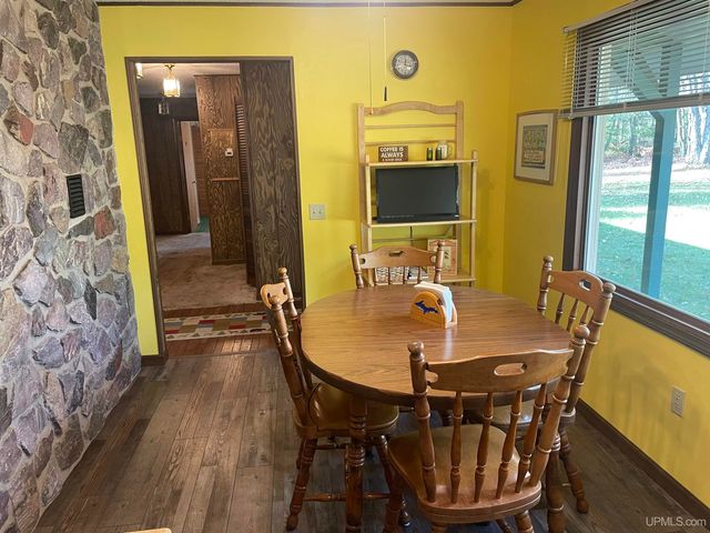 8301 Mirror Lake Road, Munising, MI 49862