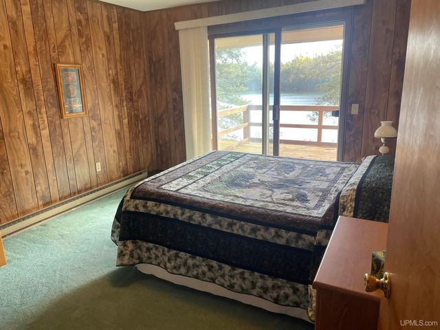 8301 Mirror Lake Road, Munising, MI 49862