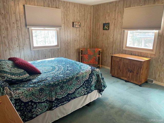 8301 Mirror Lake Road, Munising, MI 49862