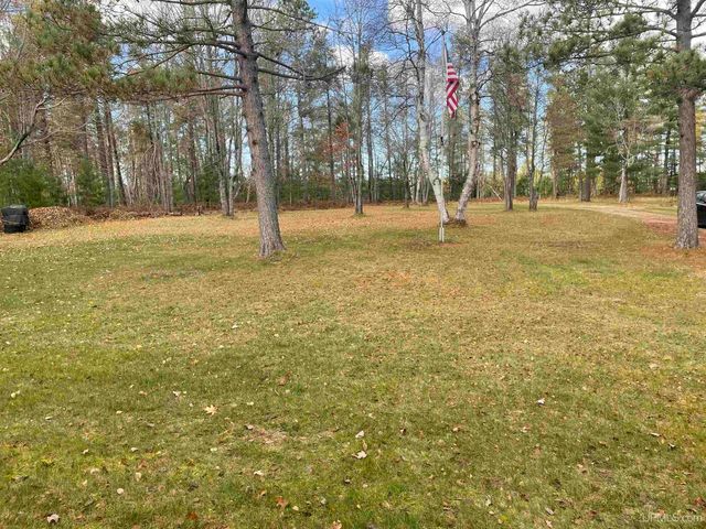 8301 Mirror Lake Road, Munising, MI 49862