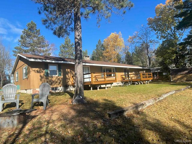 8301 Mirror Lake Road, Munising, MI 49862