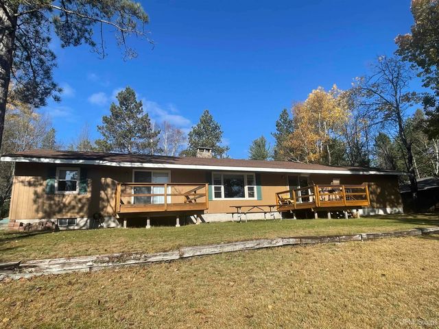 8301 Mirror Lake Road, Munising, MI 49862