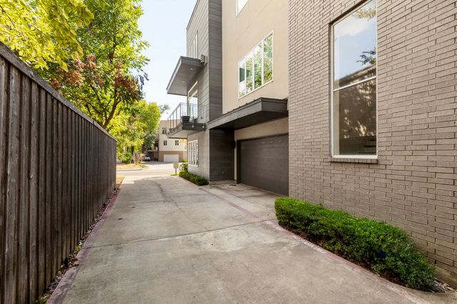 4015 Wycliff Avenue 2, Dallas, TX 75219
