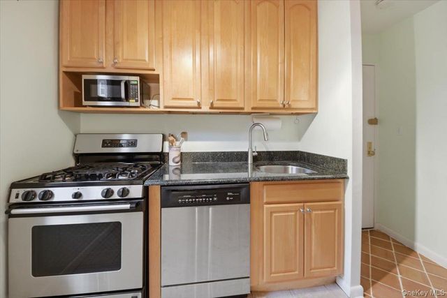 510 Kappock Street 3B, Bronx, NY 10463