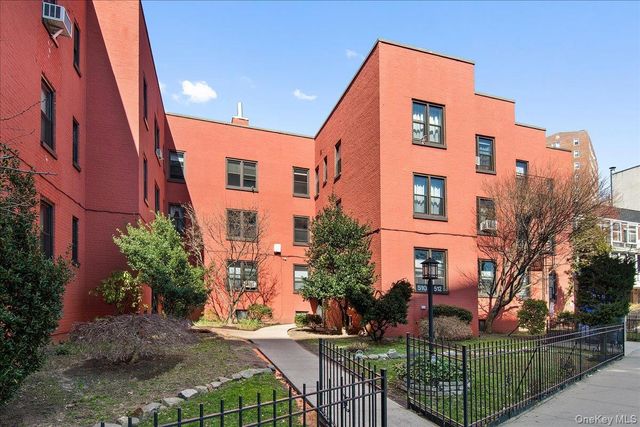 510 Kappock Street 3B, Bronx, NY 10463