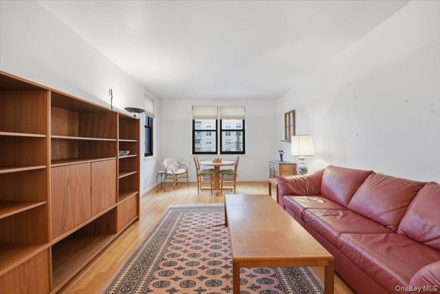 510 Kappock Street 3B, Bronx, NY 10463