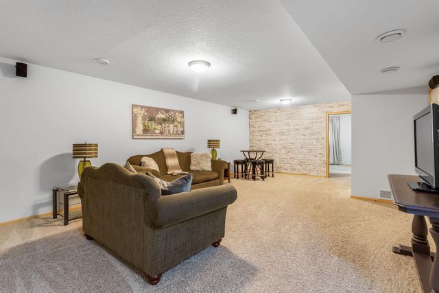 32 Founders Green, Hudson, WI 54016