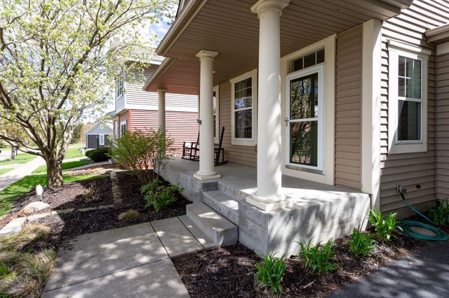 32 Founders Green, Hudson, WI 54016