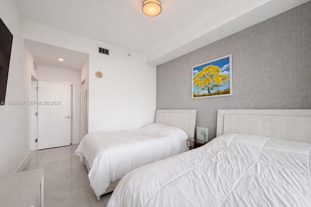 2525 SW 3rd Ave 1710, Miami, FL 33129