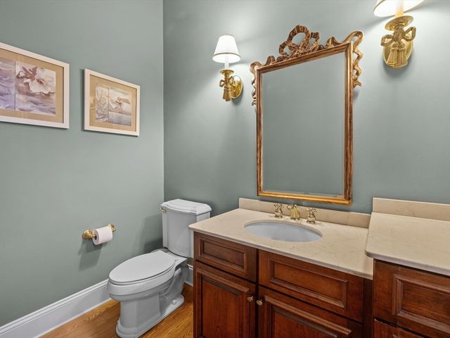 14 Olde Hickory Path, Westborough, MA 01581