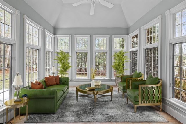 14 Olde Hickory Path, Westborough, MA 01581