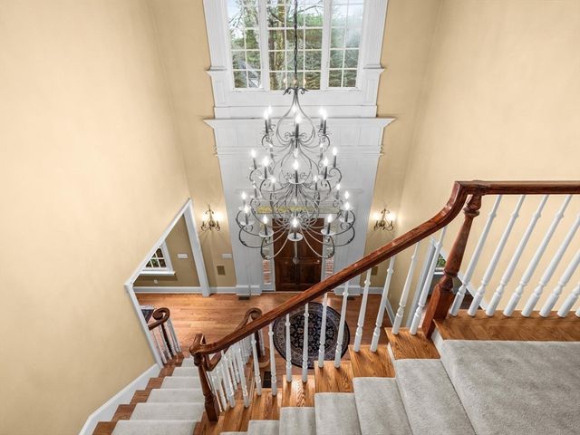 14 Olde Hickory Path, Westborough, MA 01581