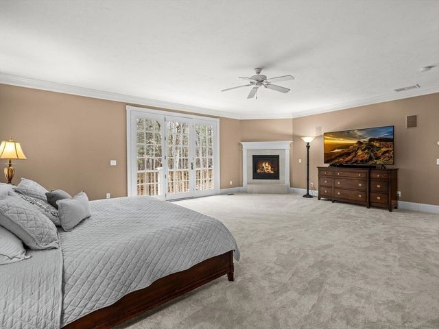 14 Olde Hickory Path, Westborough, MA 01581