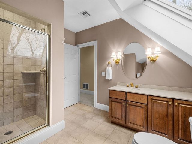 14 Olde Hickory Path, Westborough, MA 01581