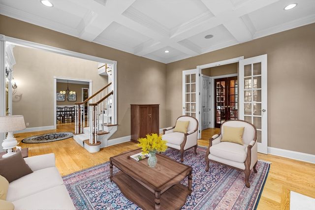 14 Olde Hickory Path, Westborough, MA 01581