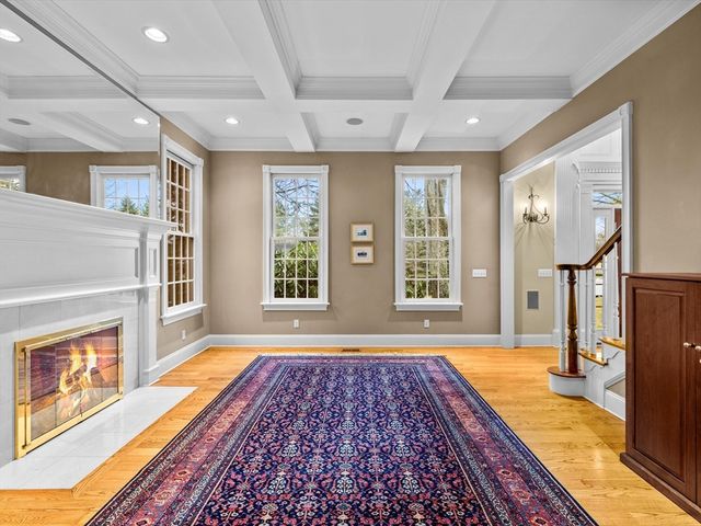14 Olde Hickory Path, Westborough, MA 01581