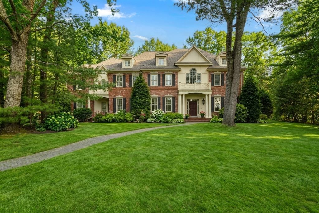 14 Olde Hickory Path, Westborough, MA 01581