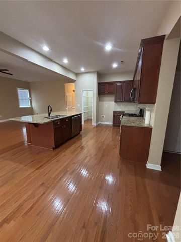 4113 Kalispell Lane, Charlotte, NC 28269