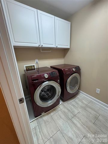 4113 Kalispell Lane, Charlotte, NC 28269