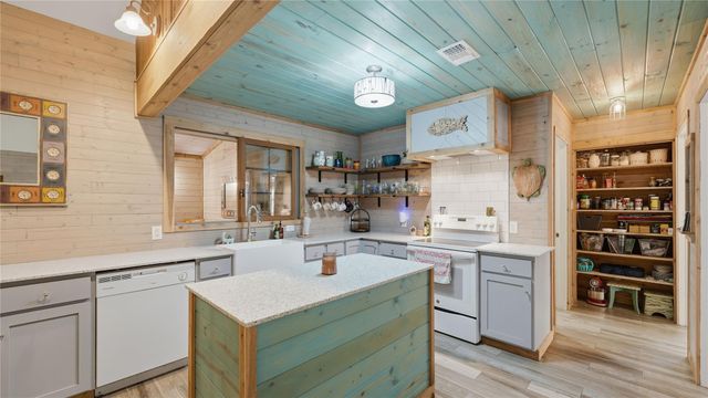 3781 Ridgeway DR, San Antonio, TX 78259