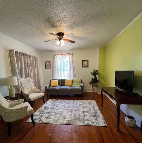 5 Arkmain Street, Spartanburg, SC 29306